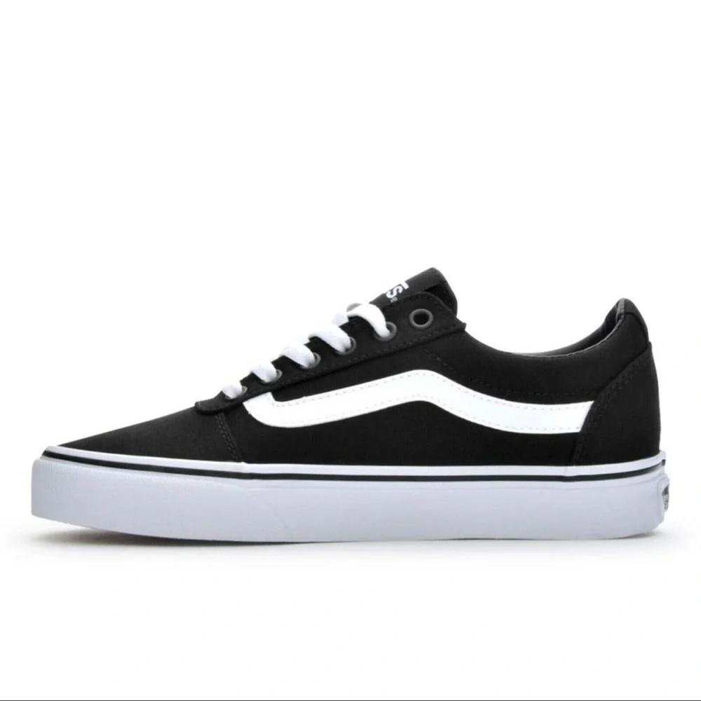NWT Vans Ward Women’s Black White Sneakers Size 6.5 - Picture 2 of 9